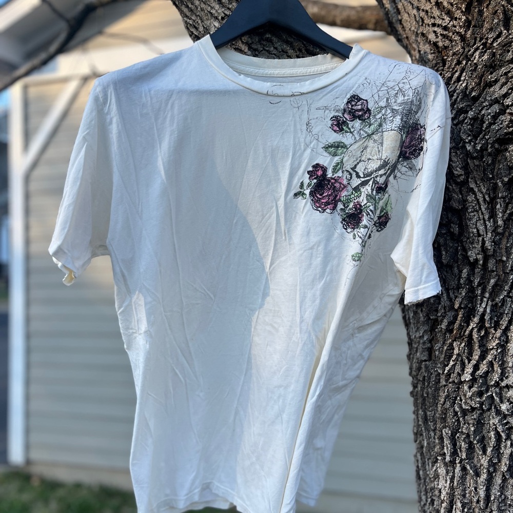 Monarch White Graphic Tee with Cross and Skull Design